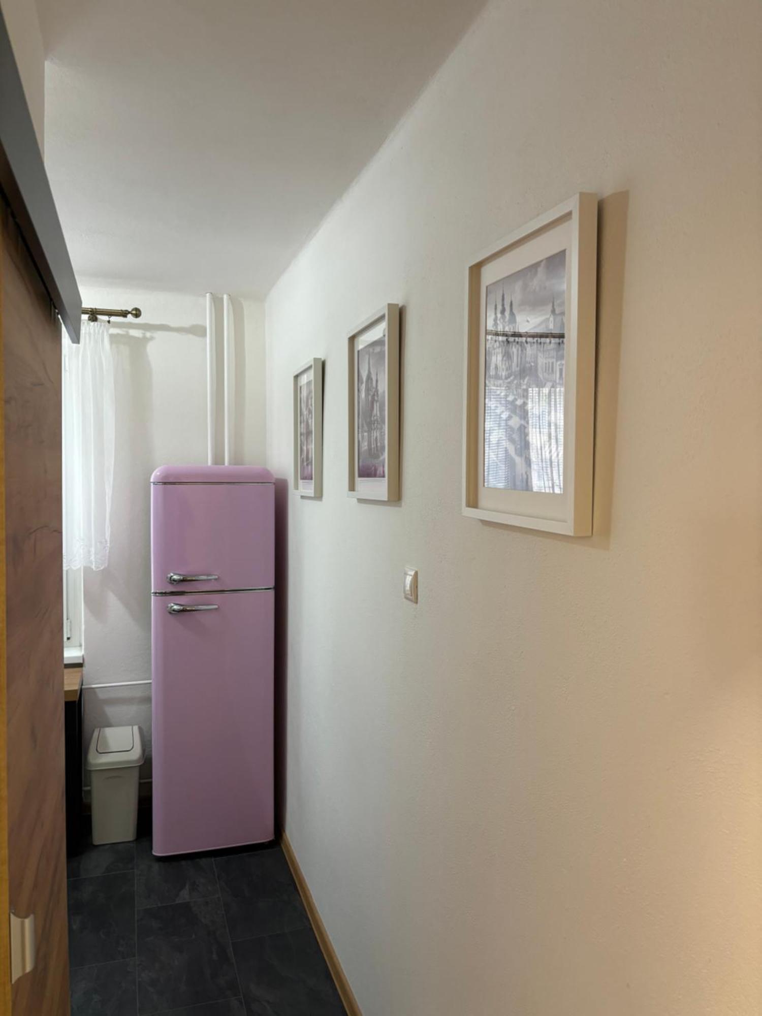 City Heart Luxury Apartment Nove Zamky Bagian luar foto