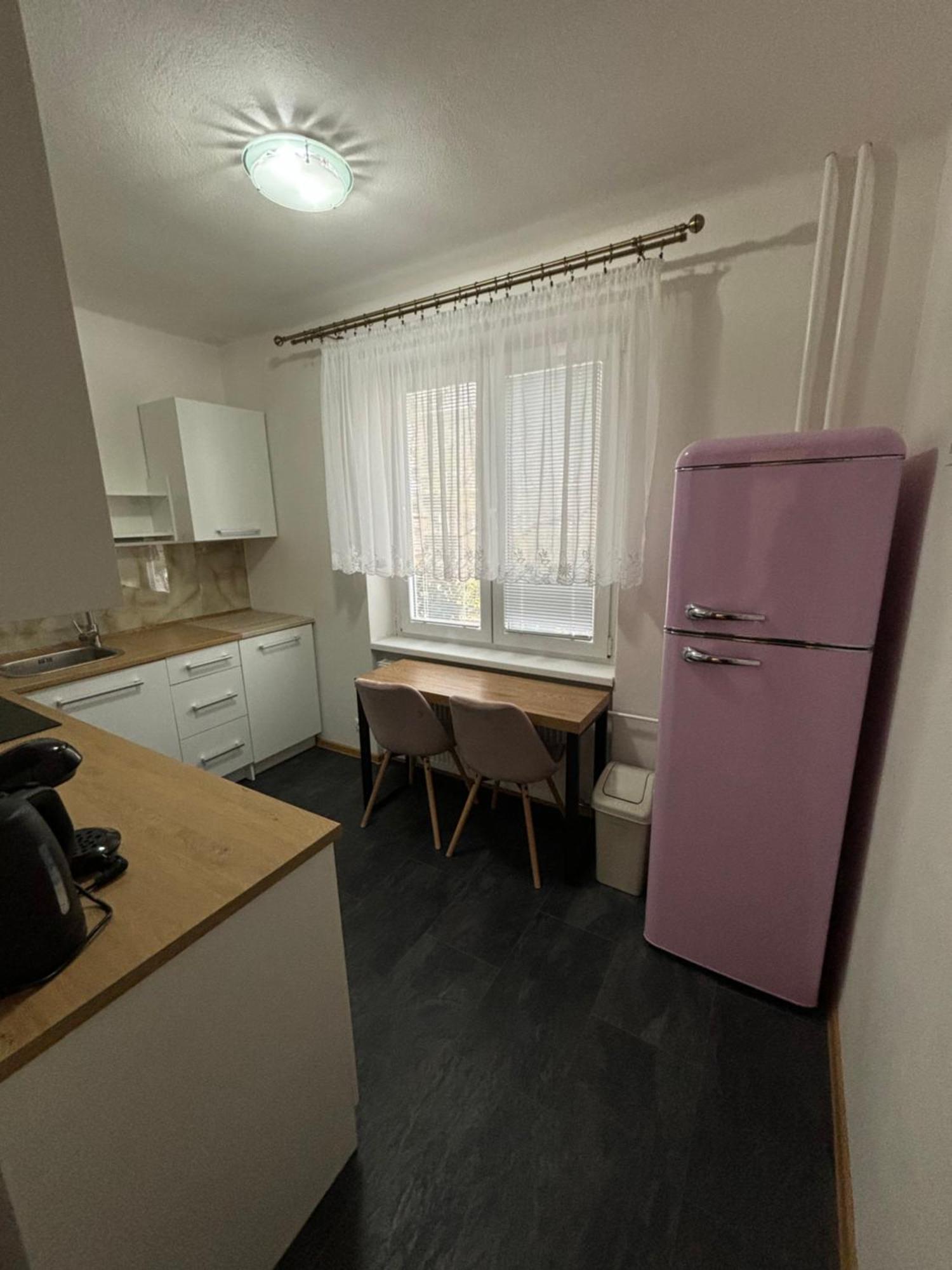 City Heart Luxury Apartment Nove Zamky Bagian luar foto